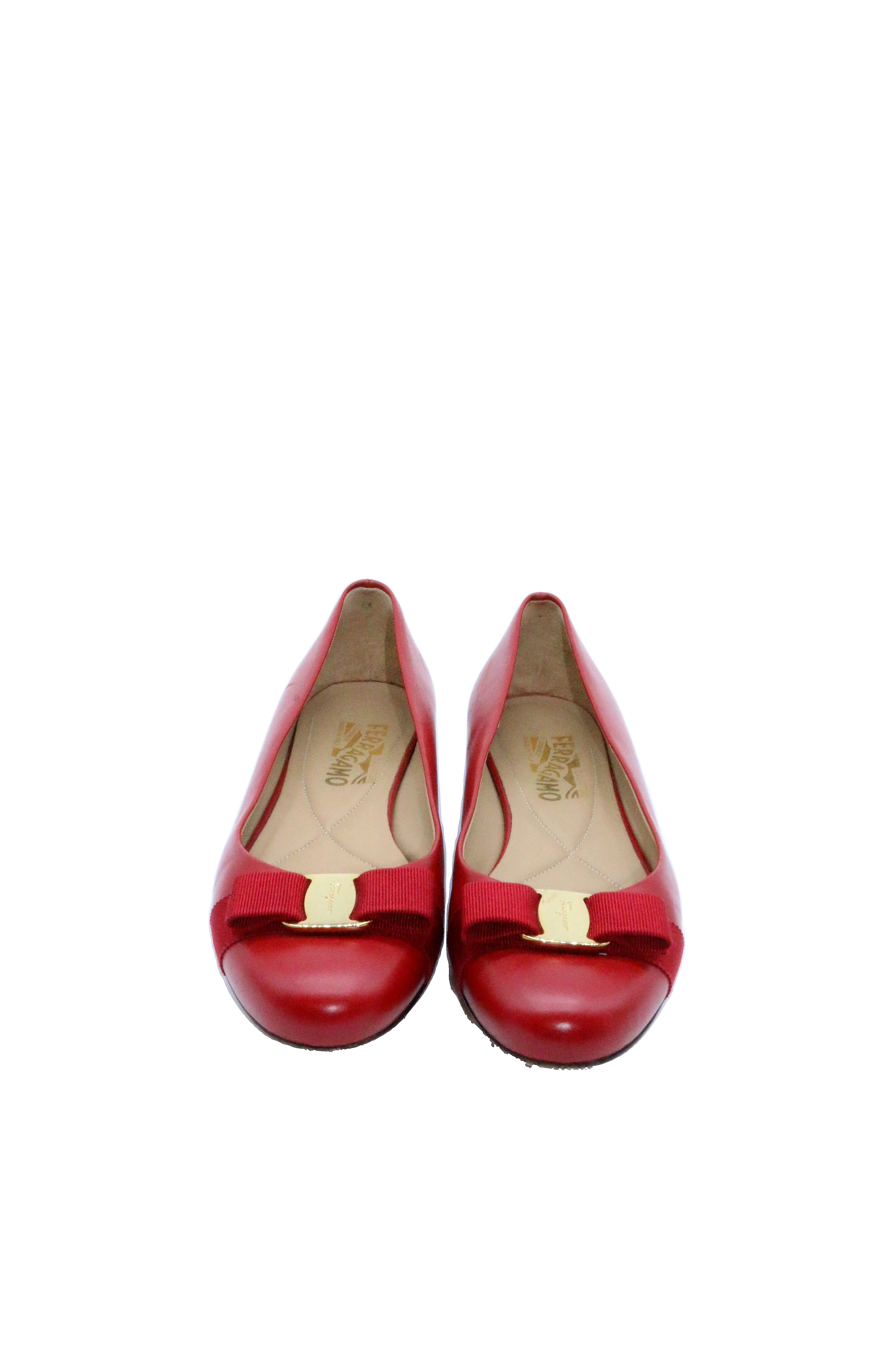 Ferragamo Vara Bow Flats