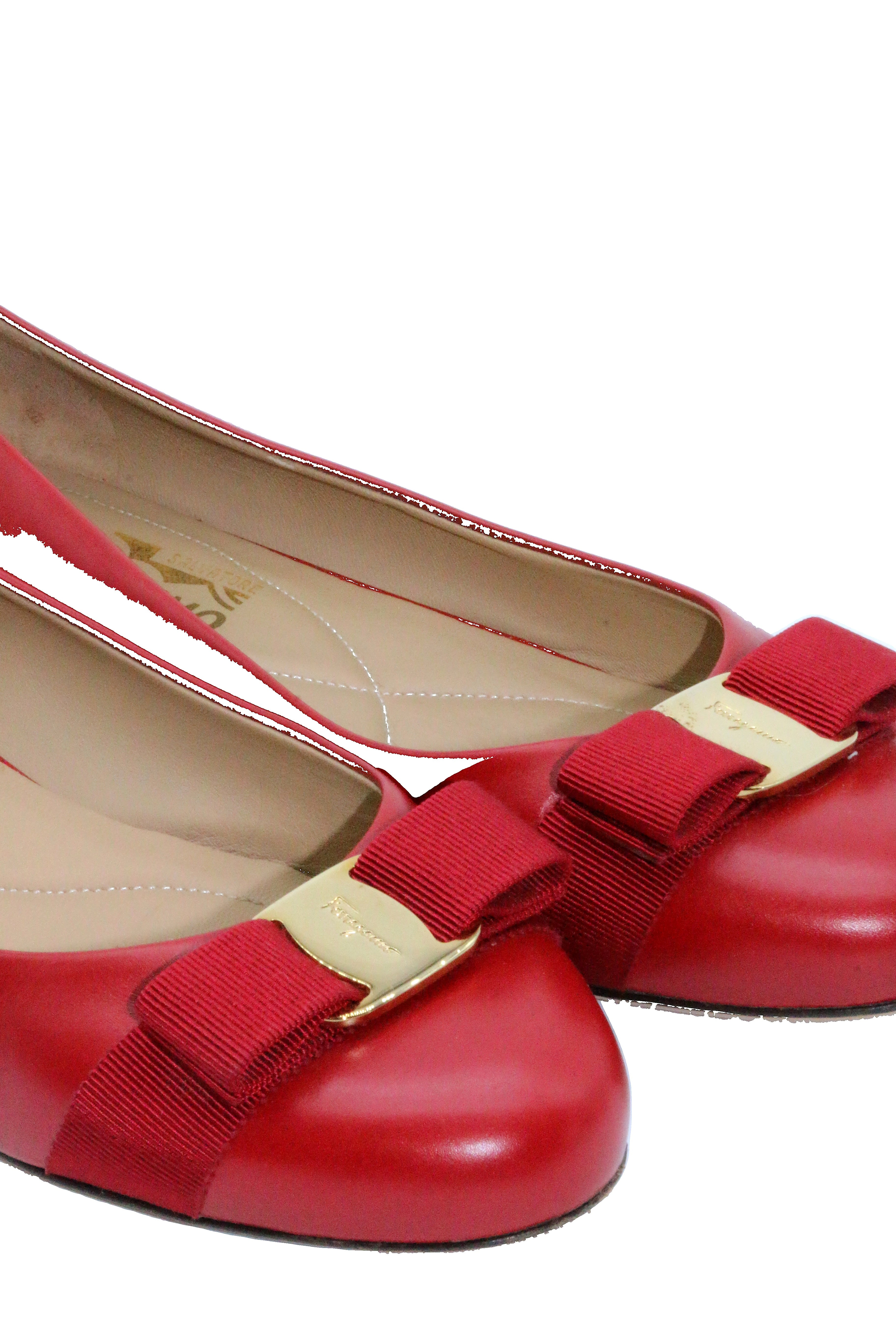 Ferragamo Vara Bow Flats
