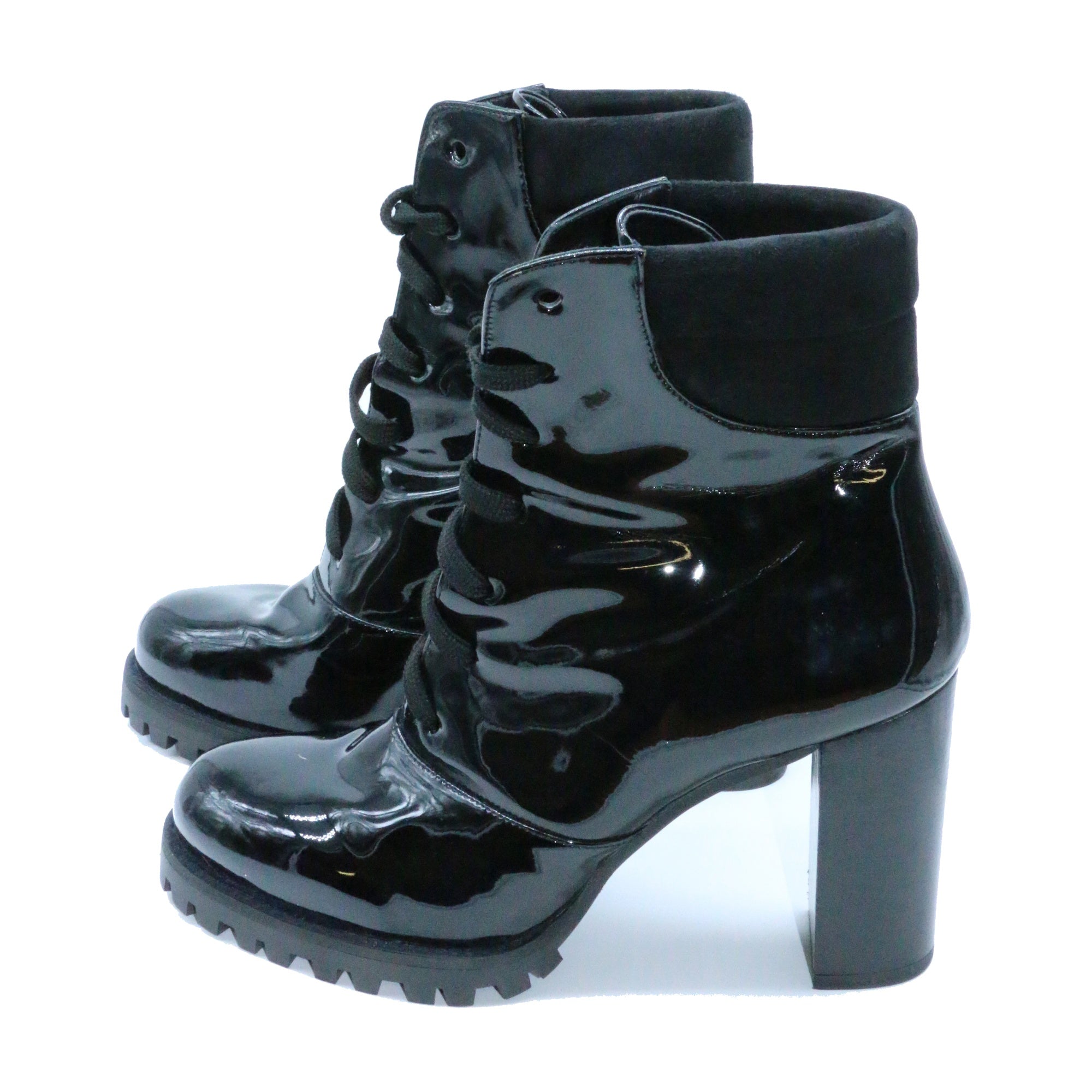 Stuart Weitzman Combat heel boots