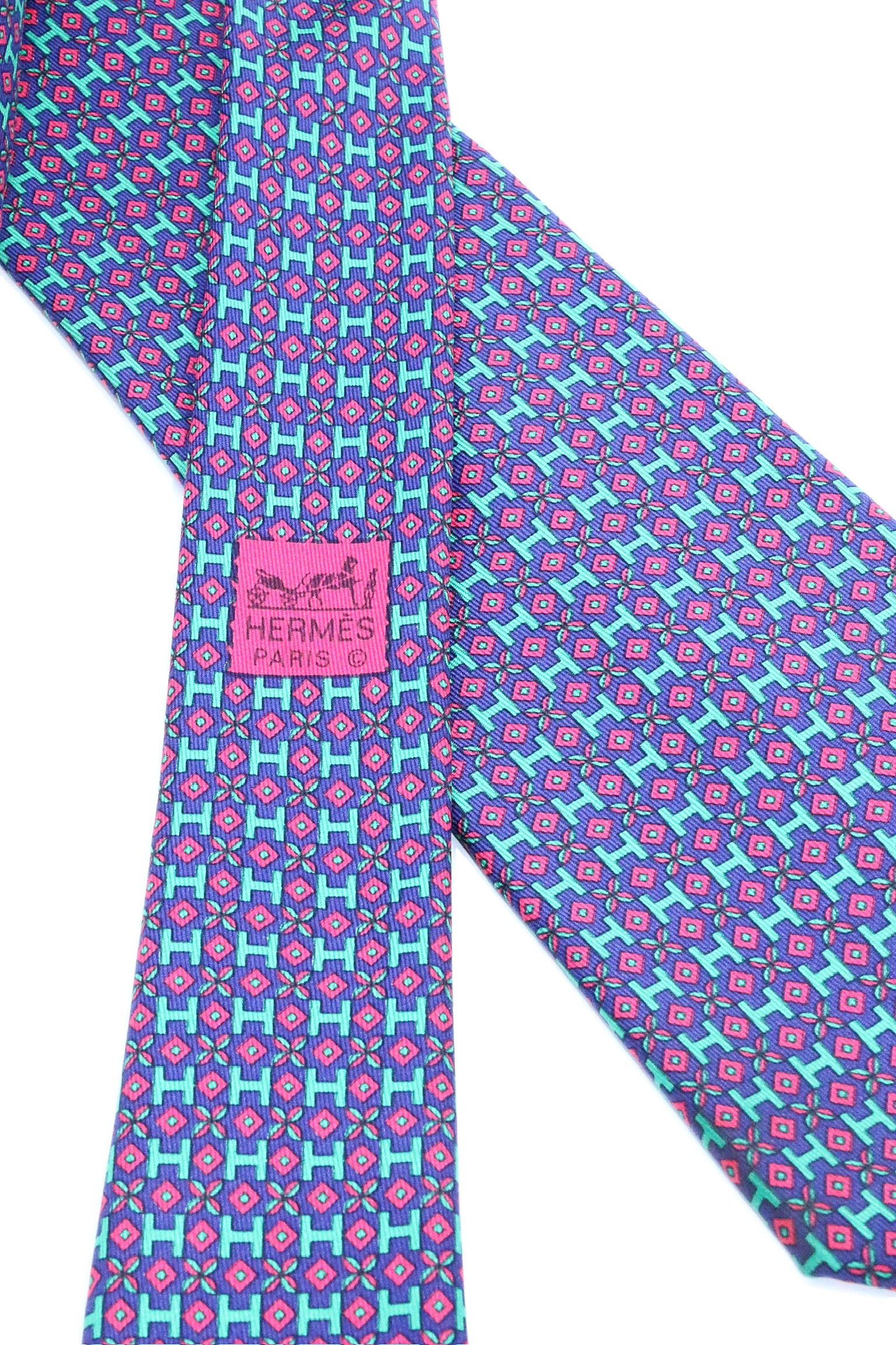 Corbata  Hermés morado y H verdes