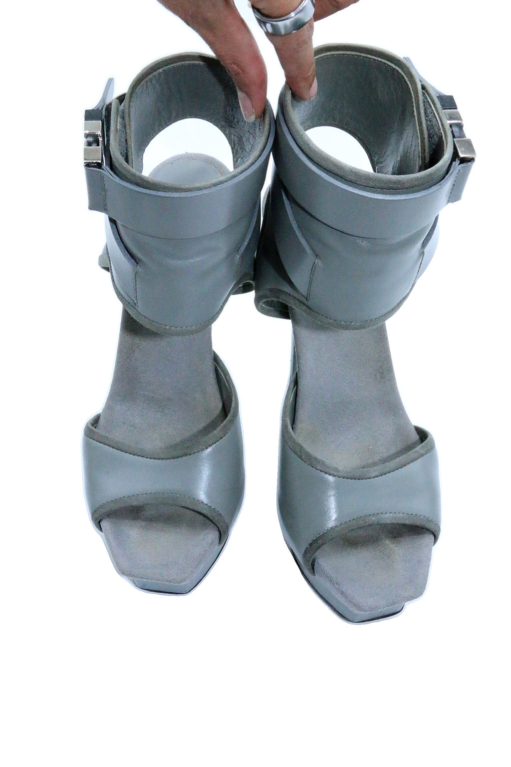Gucci Grey Leather Gail Ankle Cuff Platform