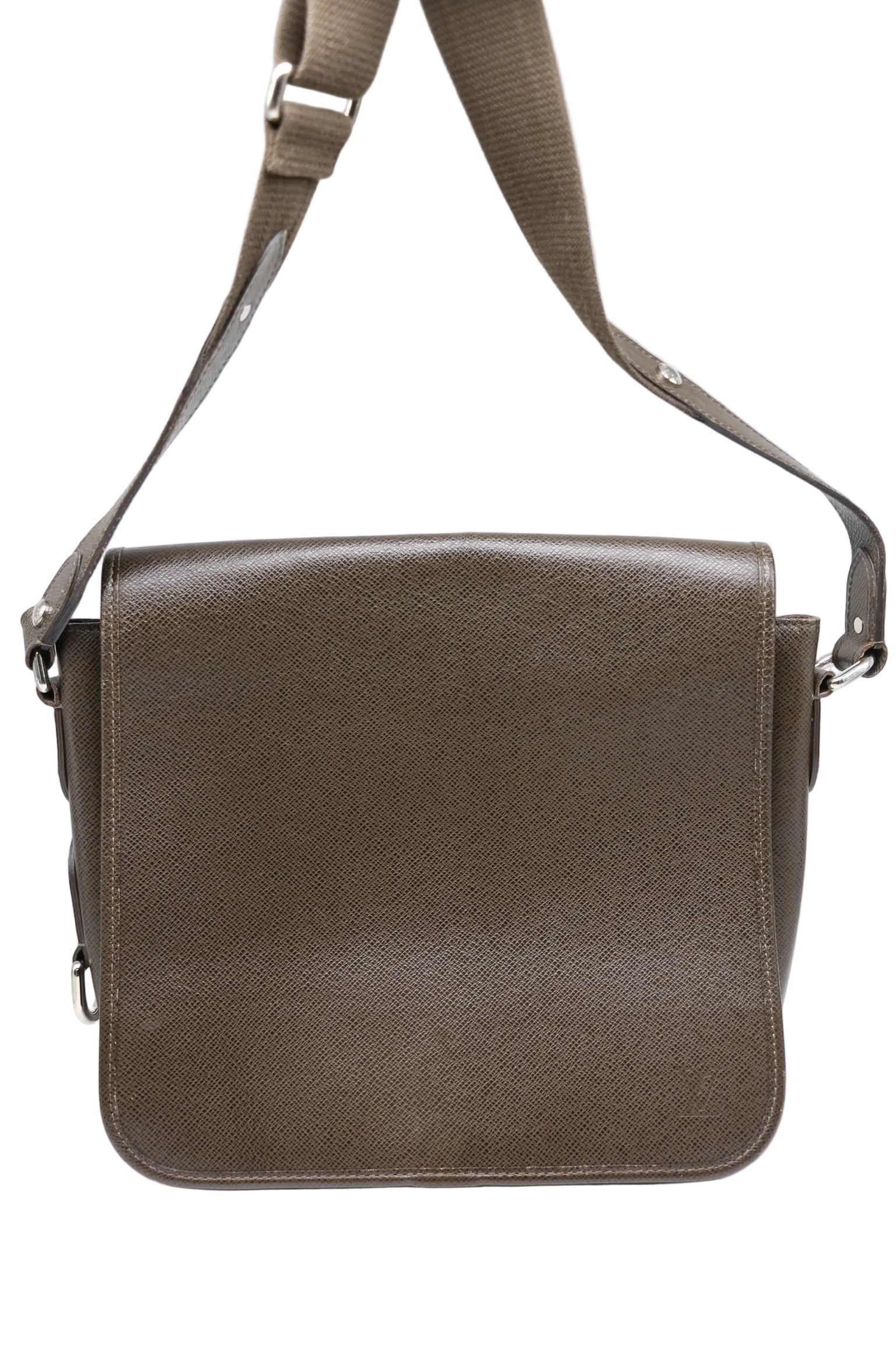 Louis Vuitton Taiga Andrei Crossbody Messenger Bag
