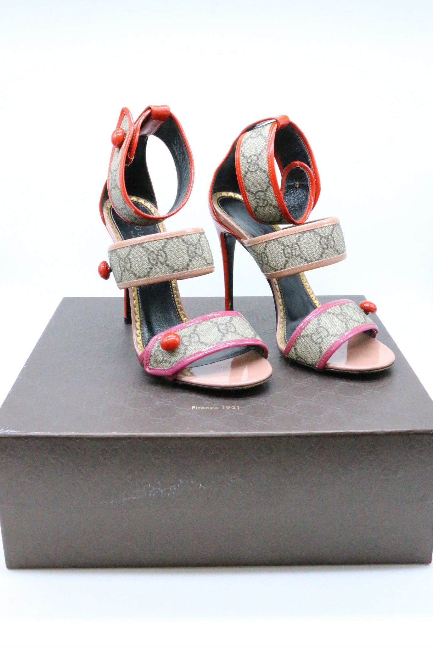 Sandals GG Supreme Gucci