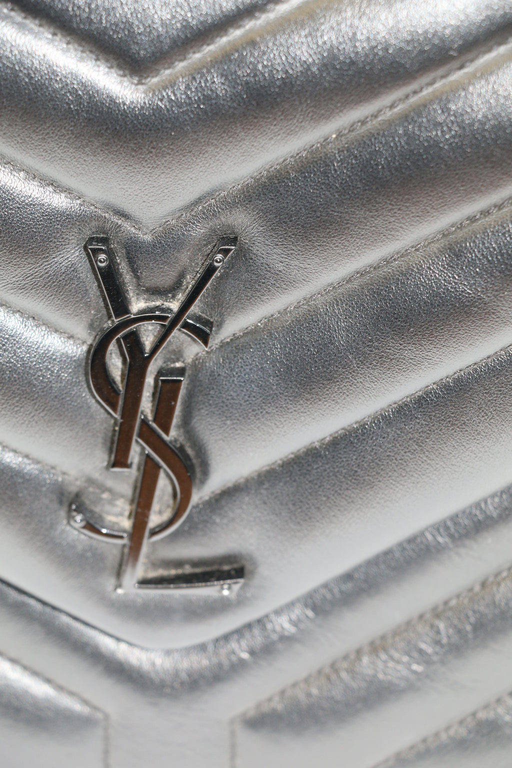 Saint Laurent Lou Lou Medium Bag