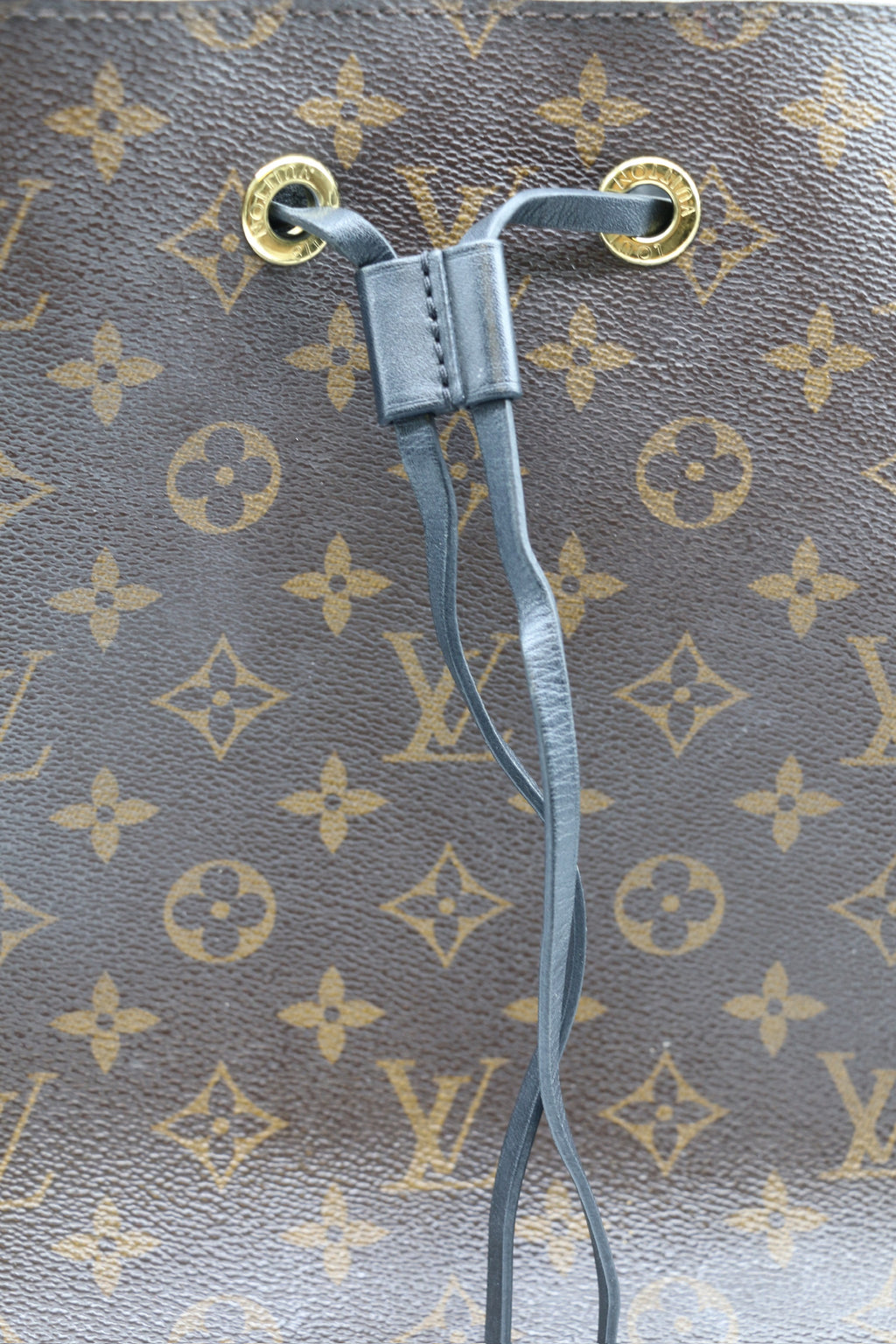 Bucket Bag Louis Vuitton
