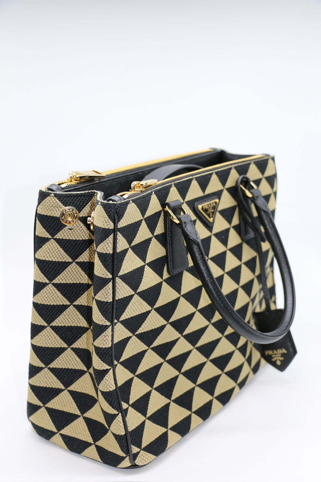 Prada Tote Symbole
